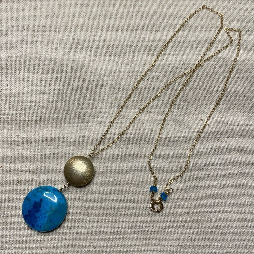 💛 14k Yellow Gold Filled Dyed Blue Agate Drop Necklace